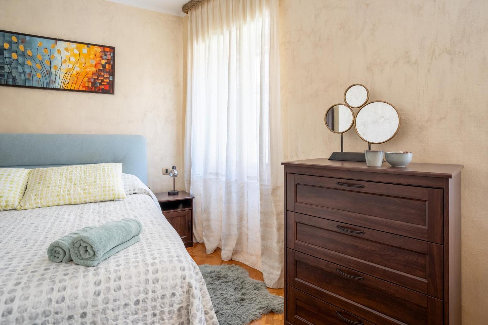 Central Apartments Circolo Ровинь Экстерьер фото